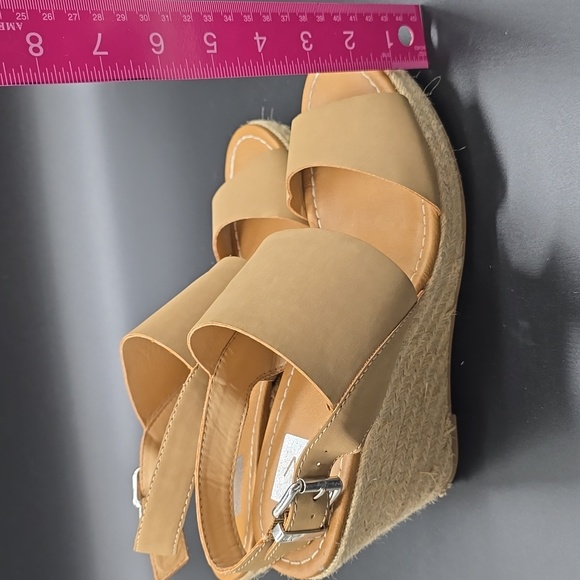 DV | Target Branded| Tan | Espadrille |Wedge Sandals | Size 10M - Picture 8 of 8